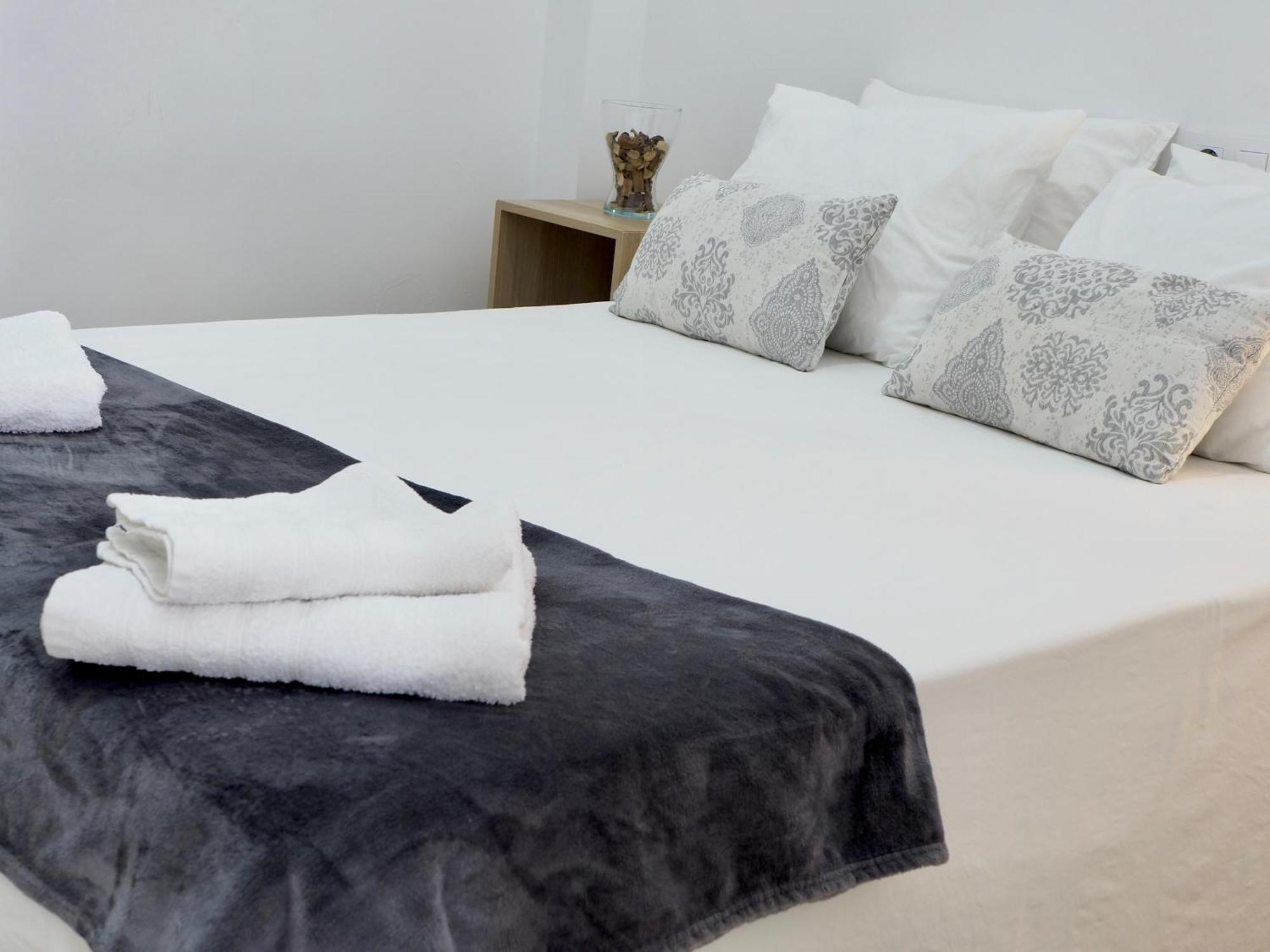 Apartamento Cruz Roja A Siviglia Esterno foto
